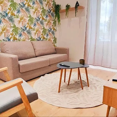 Apartment A Theme *